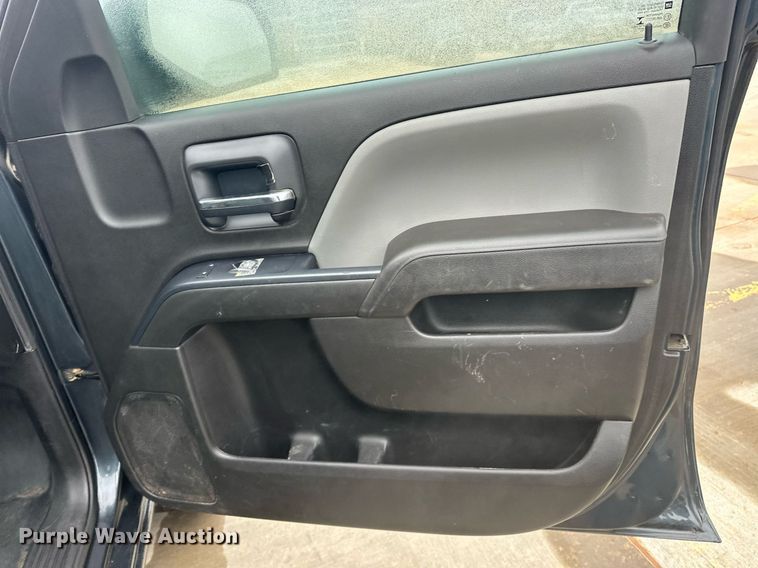 image for item ER4691 2017 Chevrolet Silverado 1500 Double Cab pickup truck