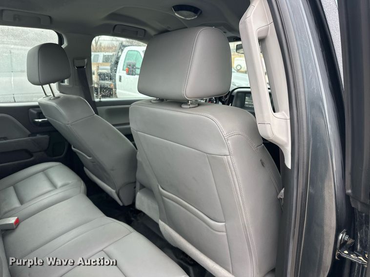 image for item ER4691 2017 Chevrolet Silverado 1500 Double Cab pickup truck