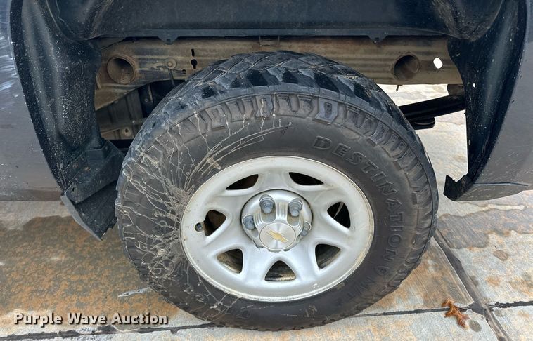 image for item ER4691 2017 Chevrolet Silverado 1500 Double Cab pickup truck