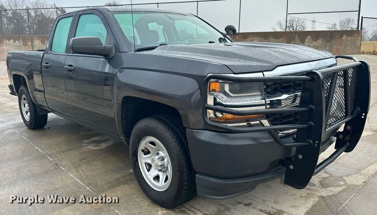image for item ER4693 2016 Chevrolet Silverado 1500 Double Cab pickup truck
