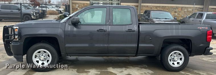 image for item ER4693 2016 Chevrolet Silverado 1500 Double Cab pickup truck
