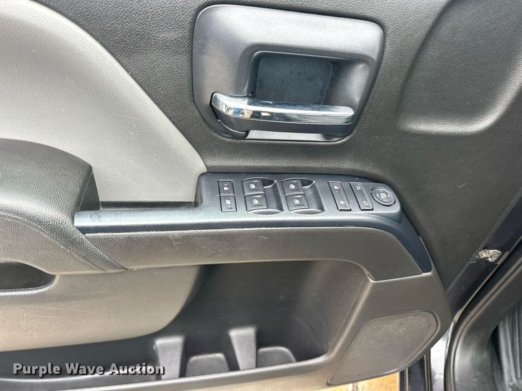 image for item ER4693 2016 Chevrolet Silverado 1500 Double Cab pickup truck