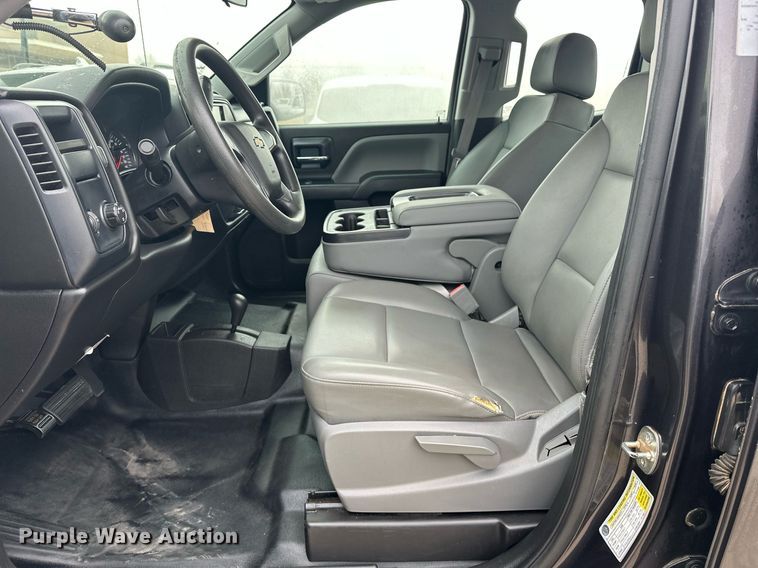 image for item ER4693 2016 Chevrolet Silverado 1500 Double Cab pickup truck