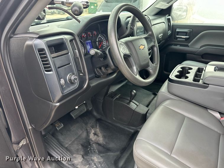 image for item ER4693 2016 Chevrolet Silverado 1500 Double Cab pickup truck