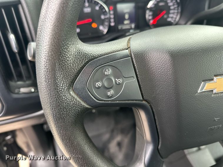 image for item ER4693 2016 Chevrolet Silverado 1500 Double Cab pickup truck