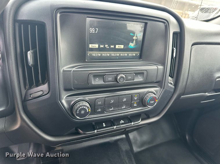 image for item ER4693 2016 Chevrolet Silverado 1500 Double Cab pickup truck