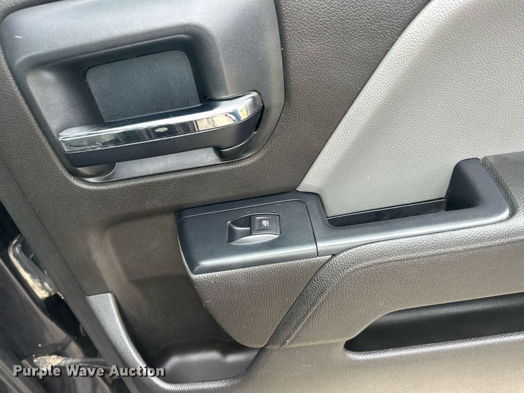 image for item ER4693 2016 Chevrolet Silverado 1500 Double Cab pickup truck