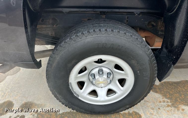 image for item ER4693 2016 Chevrolet Silverado 1500 Double Cab pickup truck