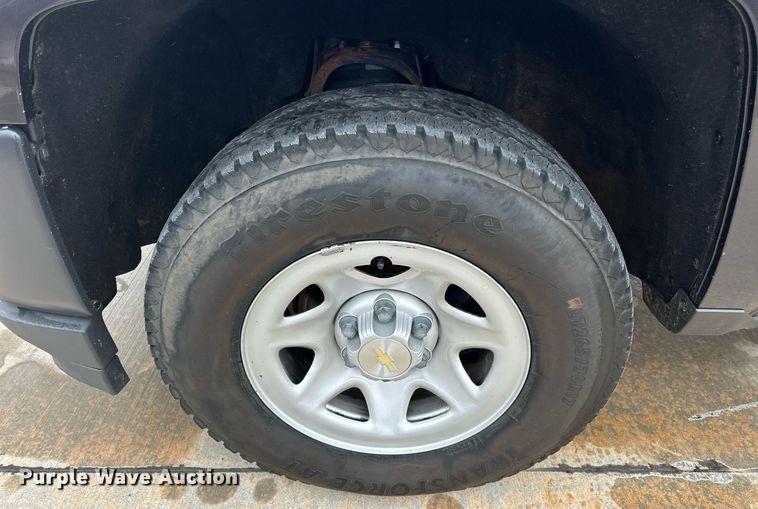 image for item ER4693 2016 Chevrolet Silverado 1500 Double Cab pickup truck