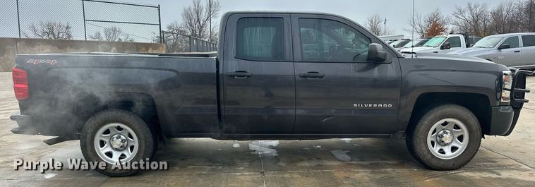image for item ER4695 2016 Chevrolet Silverado 1500 Double Cab pickup truck