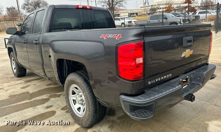 image for item ER4695 2016 Chevrolet Silverado 1500 Double Cab pickup truck