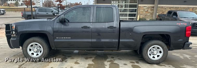 image for item ER4695 2016 Chevrolet Silverado 1500 Double Cab pickup truck