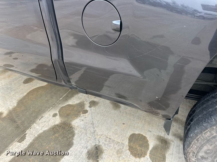 image for item ER4695 2016 Chevrolet Silverado 1500 Double Cab pickup truck