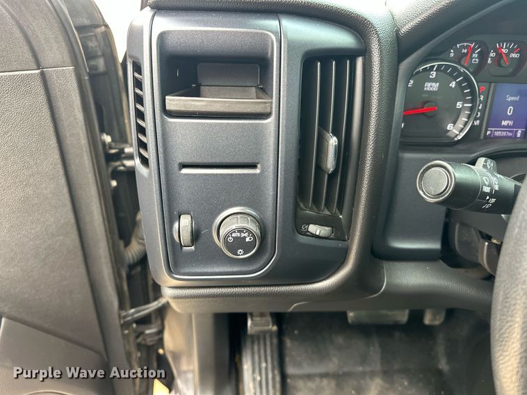 image for item ER4695 2016 Chevrolet Silverado 1500 Double Cab pickup truck