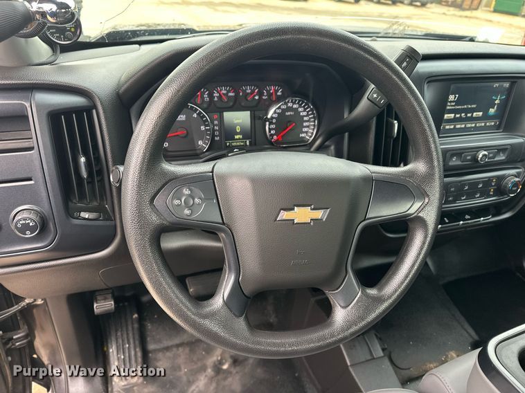 image for item ER4695 2016 Chevrolet Silverado 1500 Double Cab pickup truck