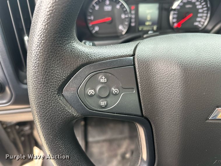 image for item ER4695 2016 Chevrolet Silverado 1500 Double Cab pickup truck