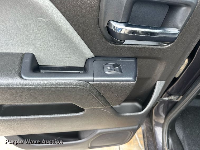 image for item ER4695 2016 Chevrolet Silverado 1500 Double Cab pickup truck