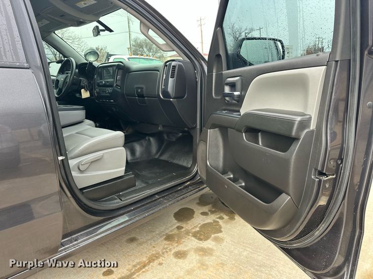 image for item ER4695 2016 Chevrolet Silverado 1500 Double Cab pickup truck