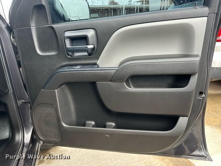 image for item ER4695 2016 Chevrolet Silverado 1500 Double Cab pickup truck