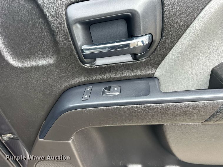 image for item ER4695 2016 Chevrolet Silverado 1500 Double Cab pickup truck