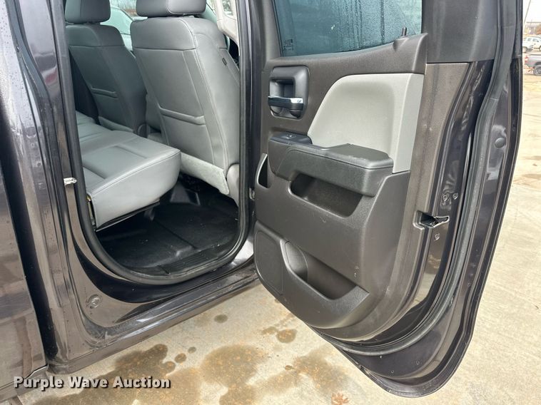 image for item ER4695 2016 Chevrolet Silverado 1500 Double Cab pickup truck