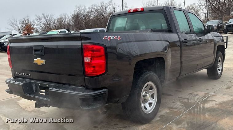 image for item ER4696 2015 Chevrolet Silverado 1500 Double Cab pickup truck