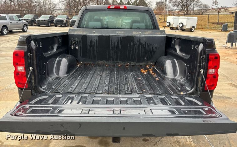 image for item ER4696 2015 Chevrolet Silverado 1500 Double Cab pickup truck