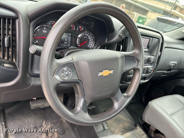 image for item ER4696 2015 Chevrolet Silverado 1500 Double Cab pickup truck