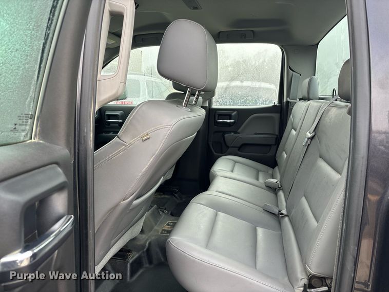 image for item ER4696 2015 Chevrolet Silverado 1500 Double Cab pickup truck