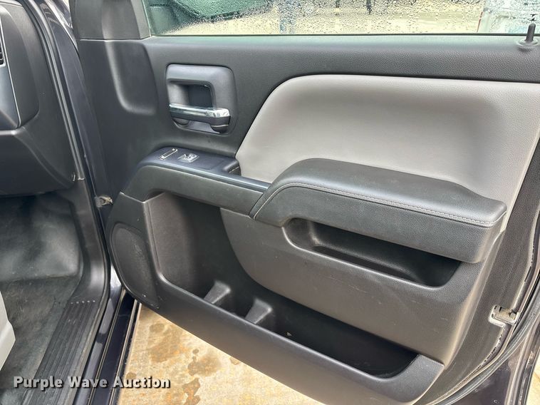 image for item ER4696 2015 Chevrolet Silverado 1500 Double Cab pickup truck