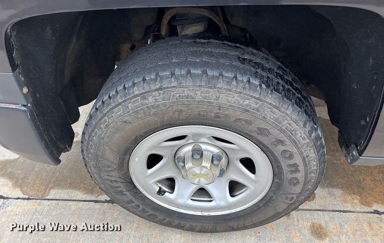 image for item ER4696 2015 Chevrolet Silverado 1500 Double Cab pickup truck