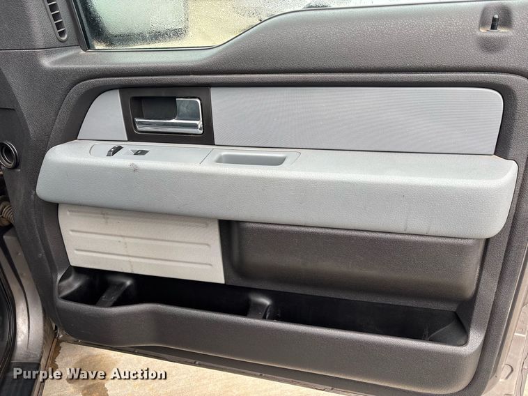 image for item ER4698 2014 Ford F150 SuperCab pickup truck