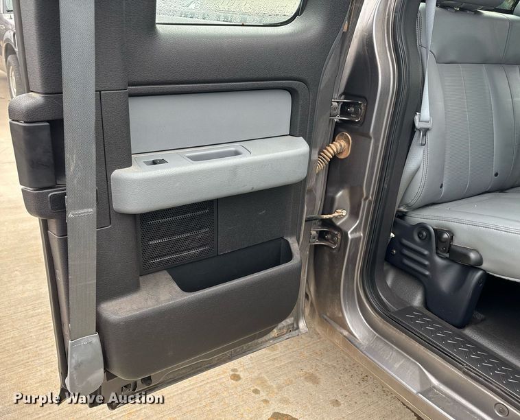 image for item ER4698 2014 Ford F150 SuperCab pickup truck