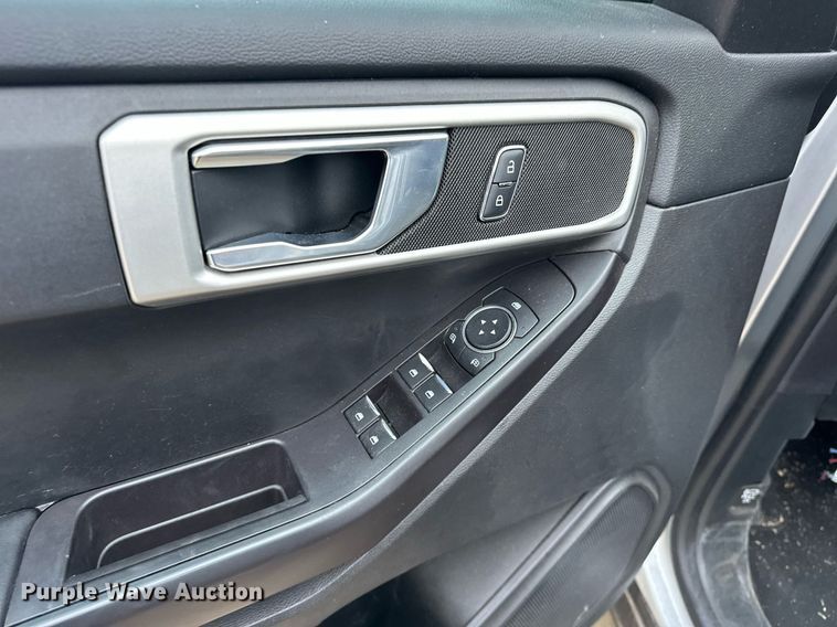 image for item ER4702 2020 Ford Explorer SUV