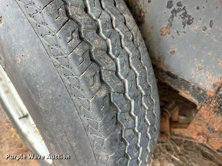 image for item ER8571 Utility trailer