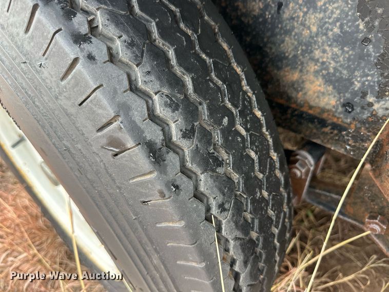 image for item ER8571 Utility trailer