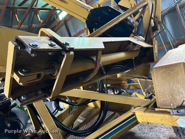 image for item ER8572 2002 Vermeer TS-44A tree spade