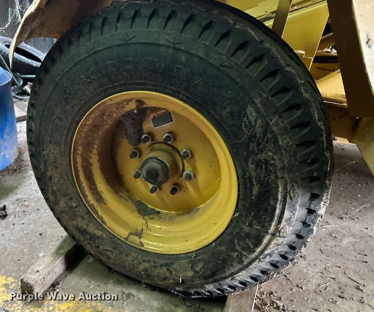 image for item ER8572 2002 Vermeer TS-44A tree spade