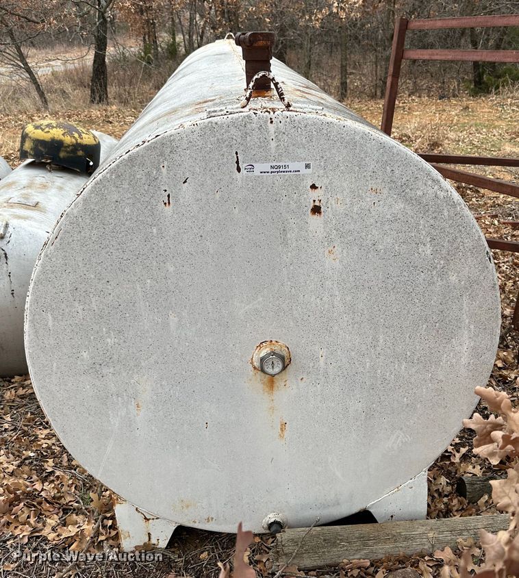 image for item NQ9151 Fuel tank