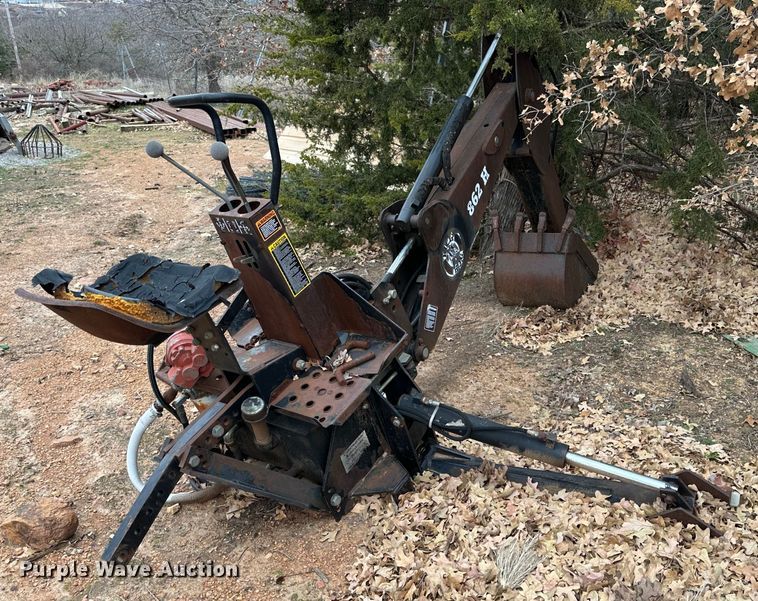 image for item NQ9154 Bush Hog 862H backhoe attachment