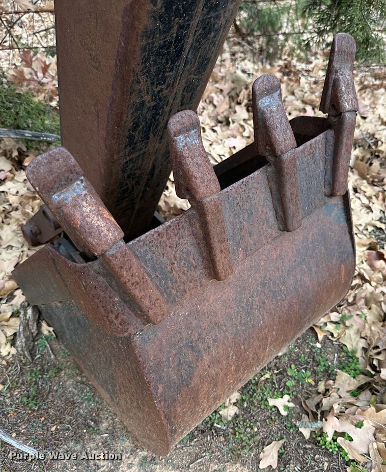 image for item NQ9154 Bush Hog 862H backhoe attachment