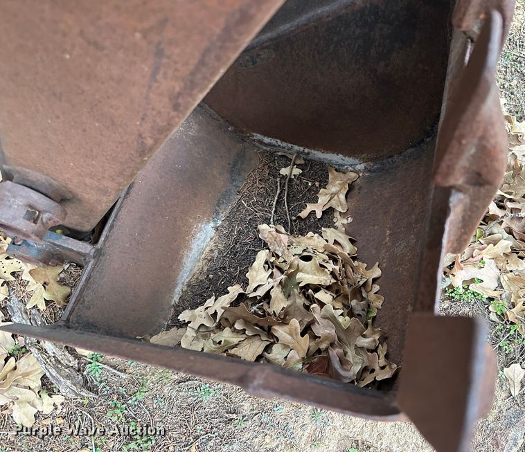 image for item NQ9154 Bush Hog 862H backhoe attachment