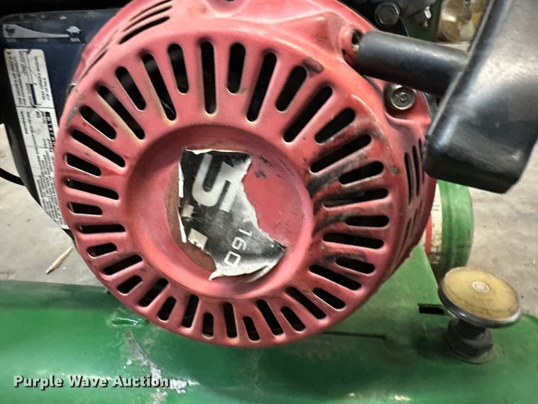 image for item NQ9156 John Deere AC1-5GH air compressor