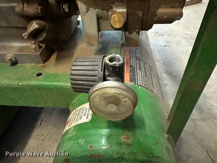 image for item NQ9156 John Deere AC1-5GH air compressor