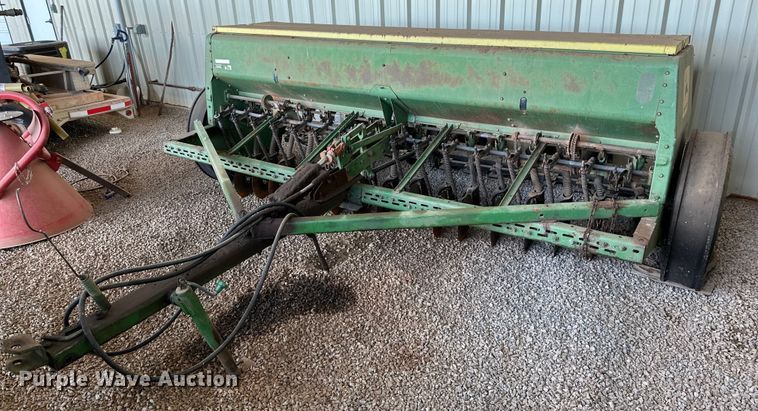 image for item NQ9160 John Deere 8300 grain drill