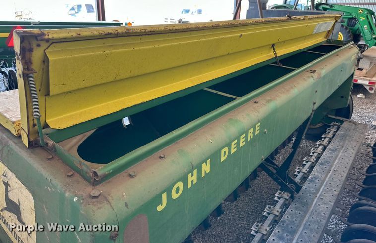 image for item NQ9160 John Deere 8300 grain drill