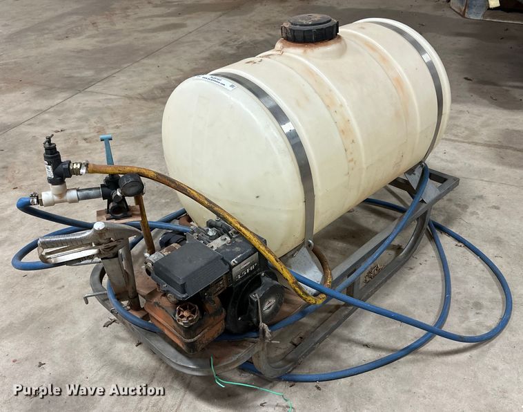 image for item NQ9161 Turf sprayer