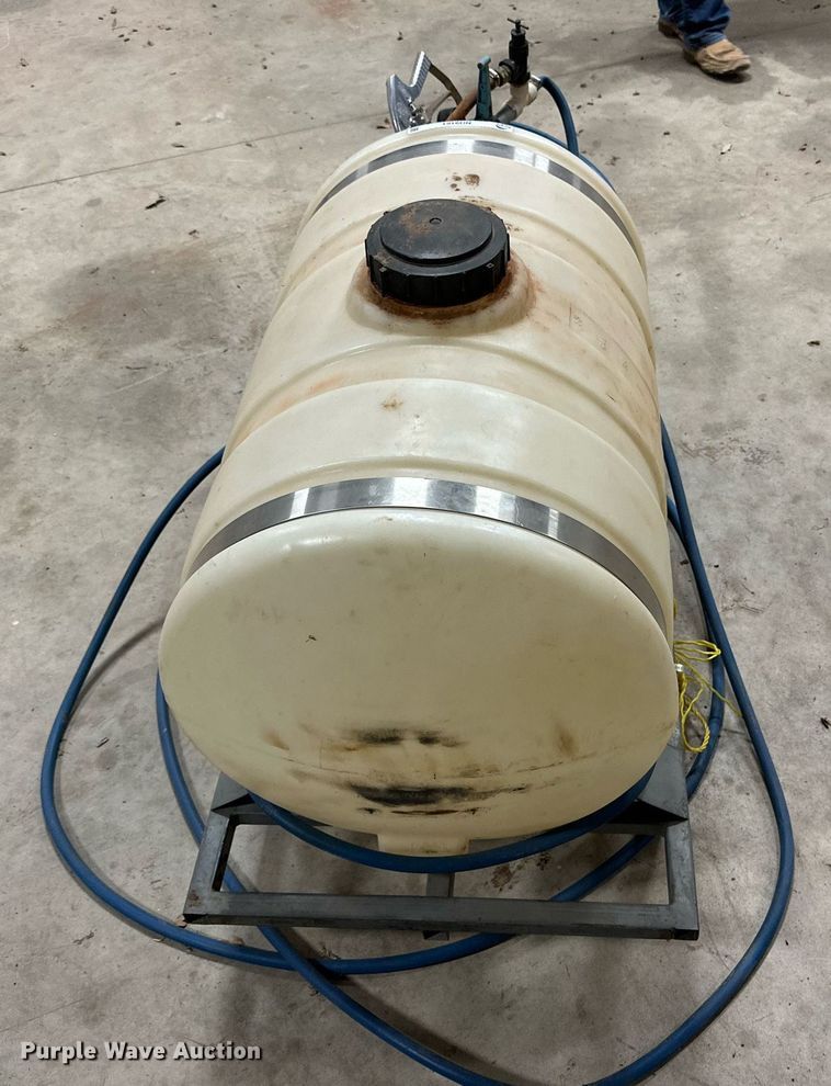 image for item NQ9161 Turf sprayer