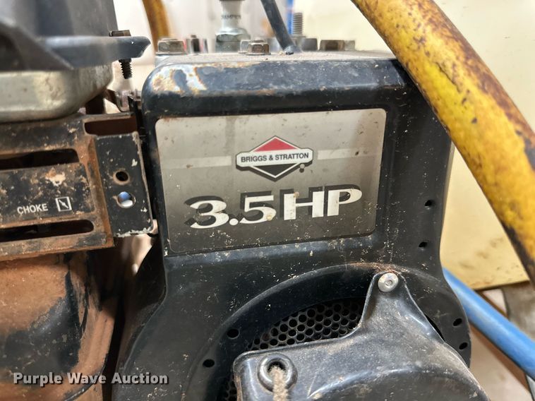 image for item NQ9161 Turf sprayer