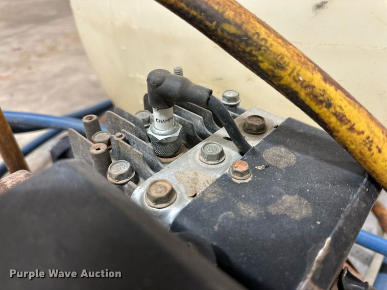 image for item NQ9161 Turf sprayer